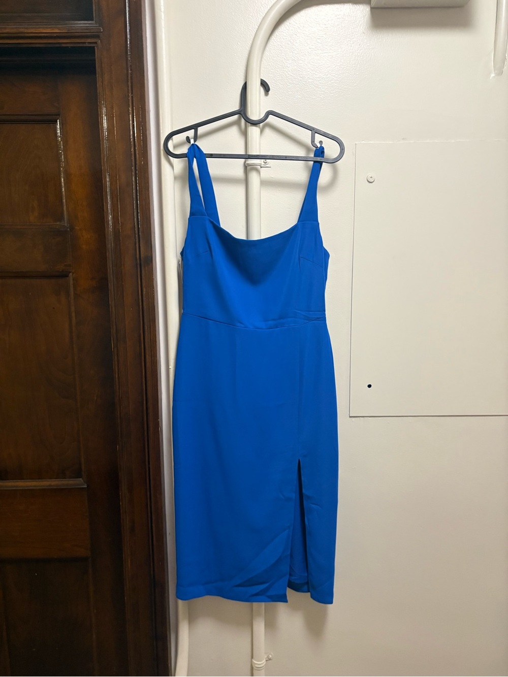 NWT - Aritzia 90s slit midi